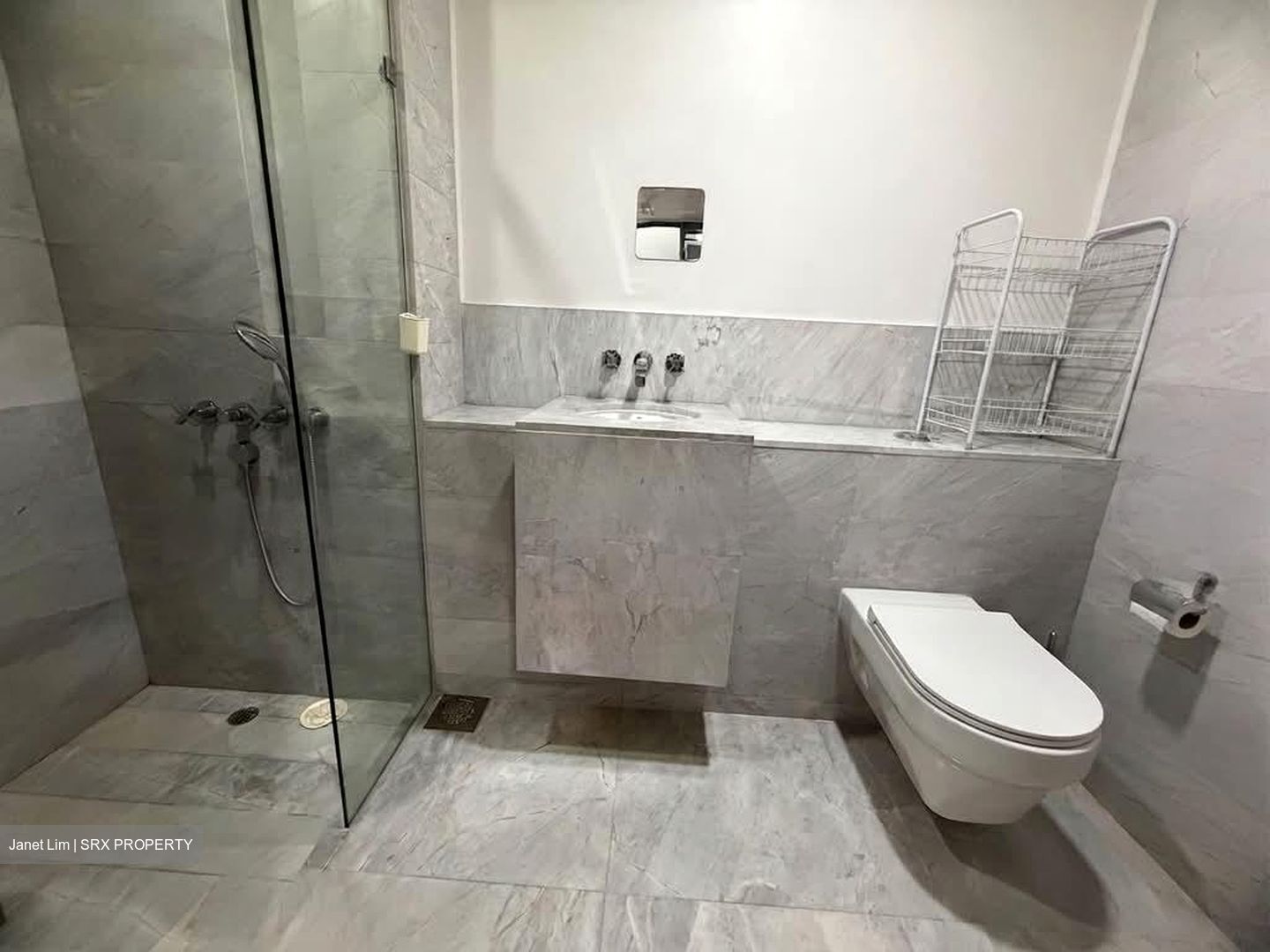 Illoura (D10), Terrace #595183511